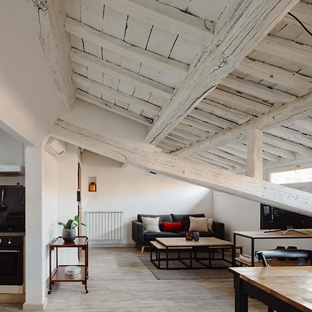 Amazing Penthouse With Terrace And Rooftop In Trastevere 로마 외부 사진