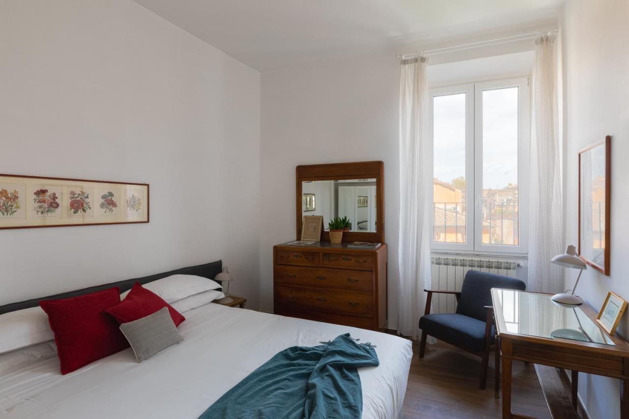 Amazing Penthouse With Terrace And Rooftop In Trastevere 로마 외부 사진