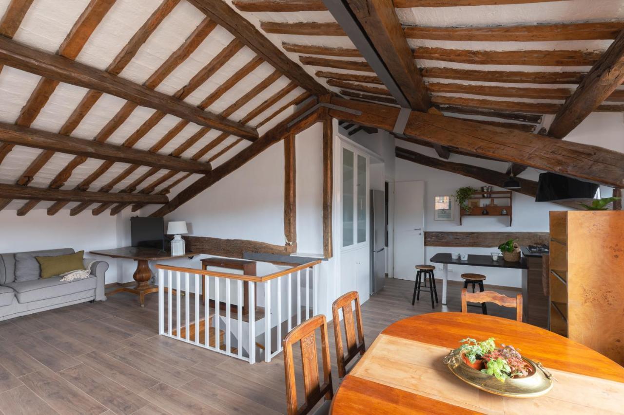 Amazing Penthouse With Terrace And Rooftop In Trastevere 로마 외부 사진