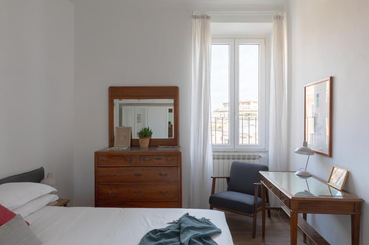 Amazing Penthouse With Terrace And Rooftop In Trastevere 로마 외부 사진