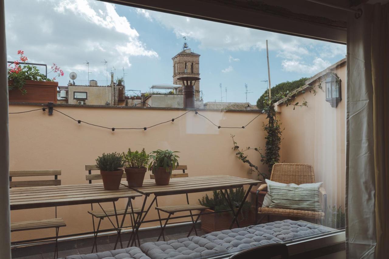 Amazing Penthouse With Terrace And Rooftop In Trastevere 로마 외부 사진