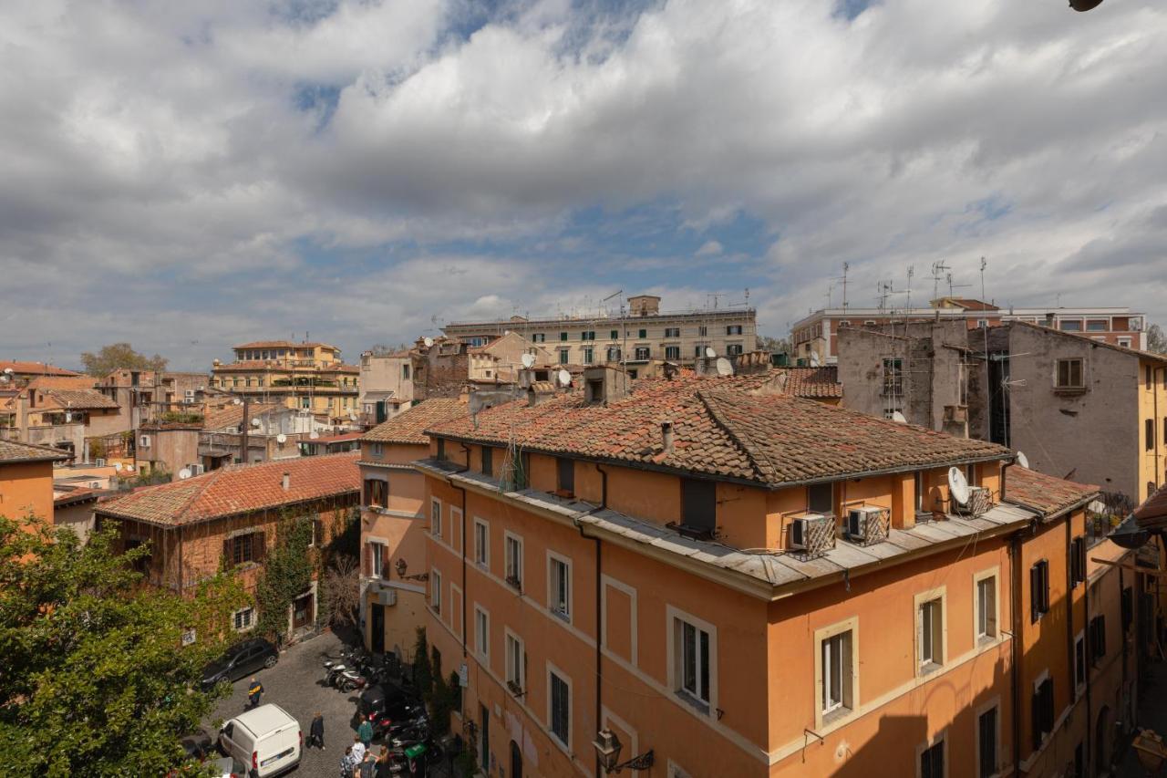Amazing Penthouse With Terrace And Rooftop In Trastevere 로마 외부 사진