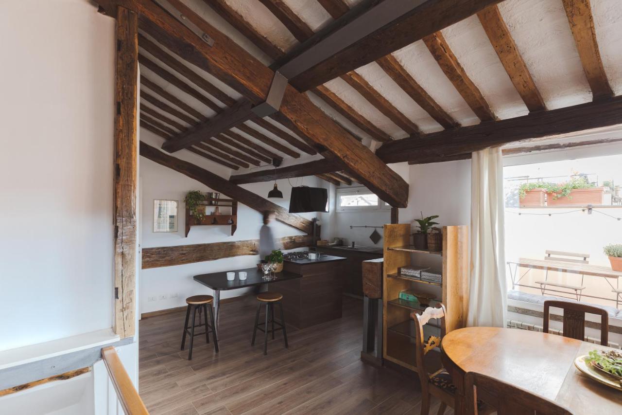 Amazing Penthouse With Terrace And Rooftop In Trastevere 로마 외부 사진