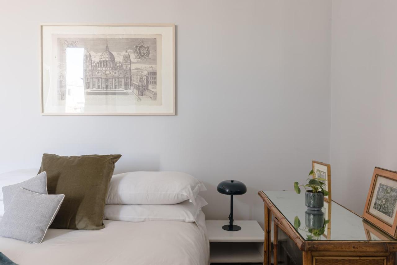 Amazing Penthouse With Terrace And Rooftop In Trastevere 로마 외부 사진