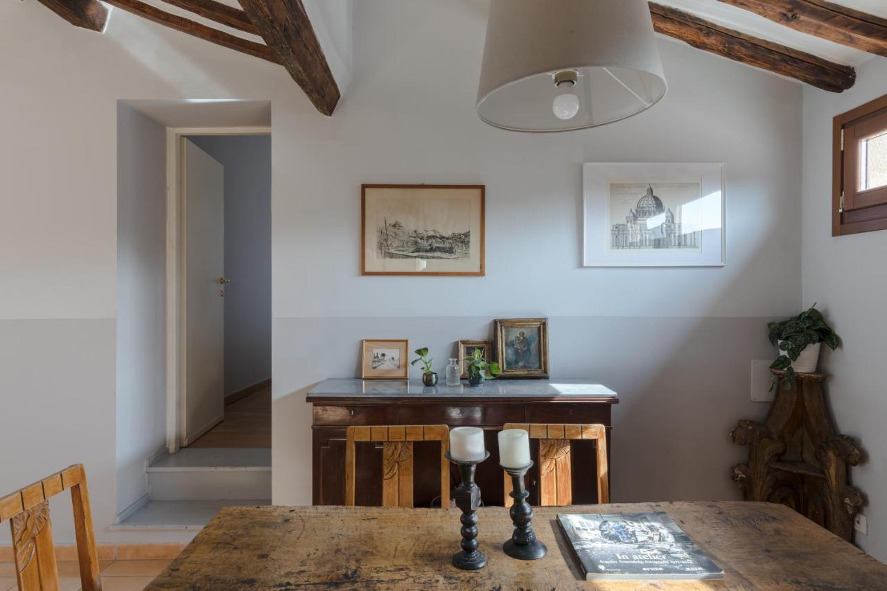 Amazing Penthouse With Terrace And Rooftop In Trastevere 로마 외부 사진
