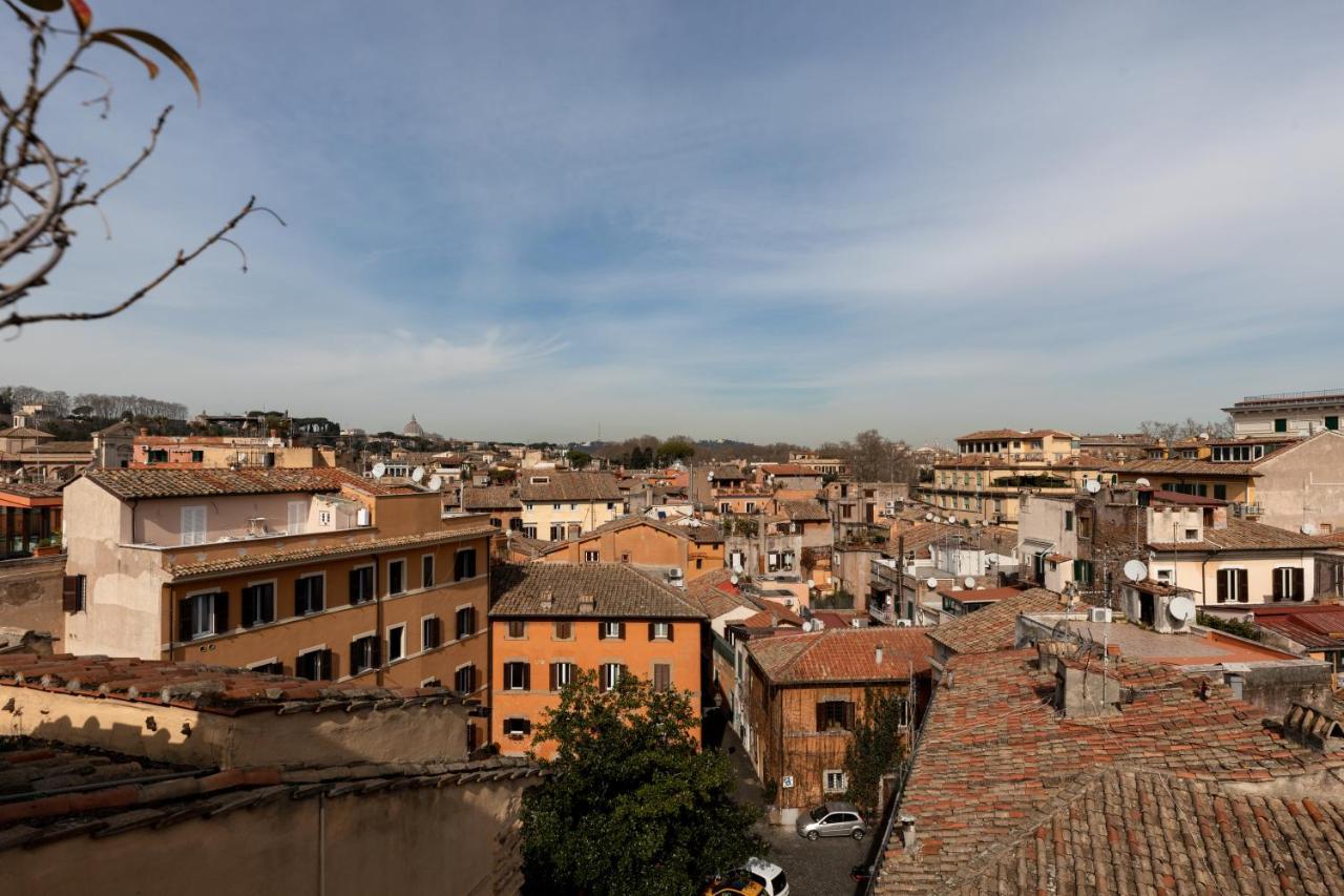 Amazing Penthouse With Terrace And Rooftop In Trastevere 로마 외부 사진