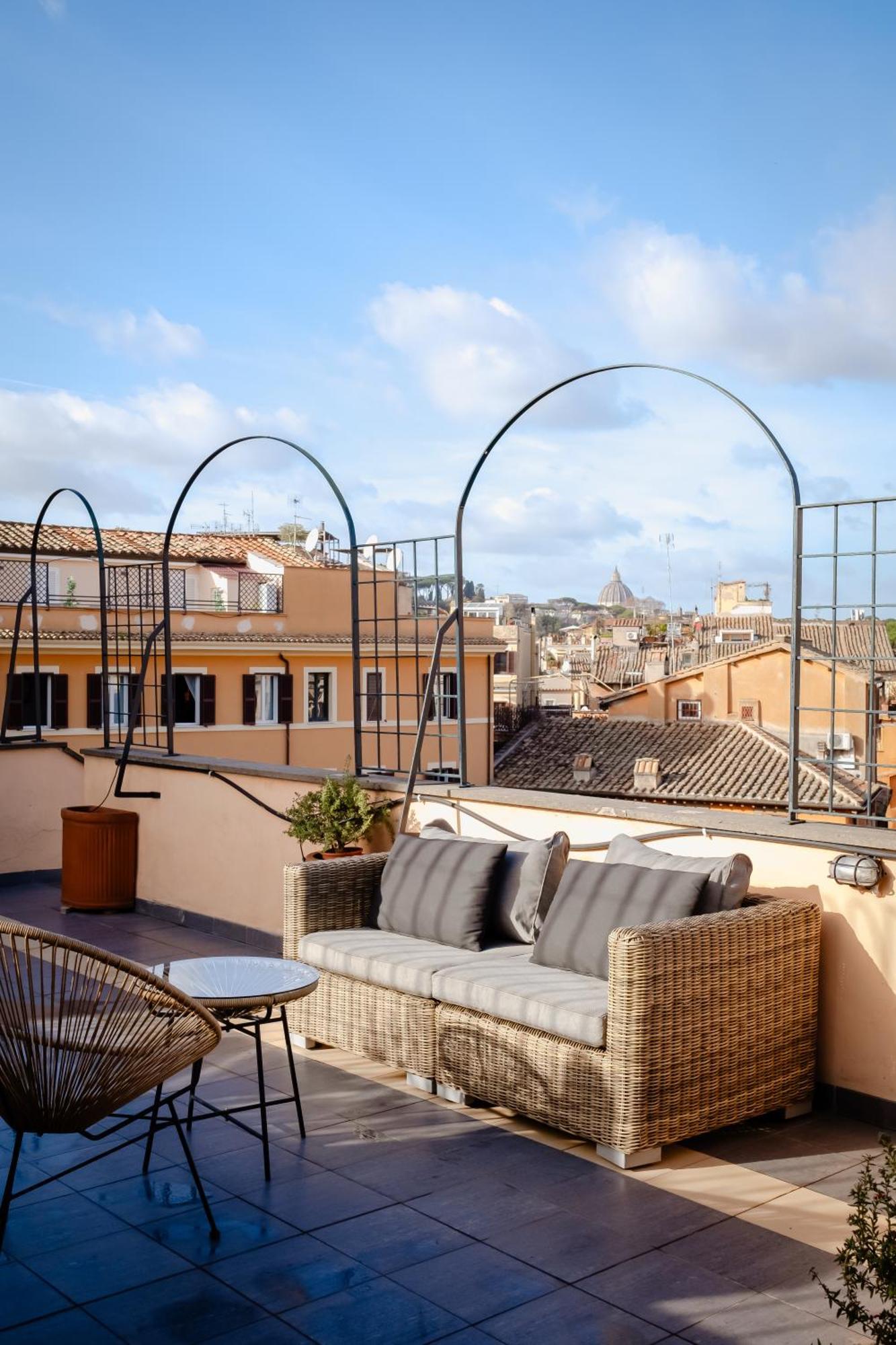 Amazing Penthouse With Terrace And Rooftop In Trastevere 로마 외부 사진